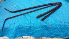 Уплотнитель двери. Nissan Terrano, R50 Nissan Terrano Regulus, JTR50, JLR50, JLUR50, JRR50
