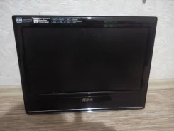 Izumi. LCD (��) ����