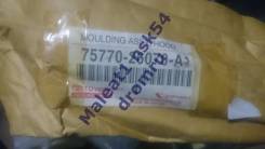 Дефлектор капота. Toyota Regius, RCH47, KCH40, KCH46, RCH41 Двигатели: 1KZTE, 3RZFE