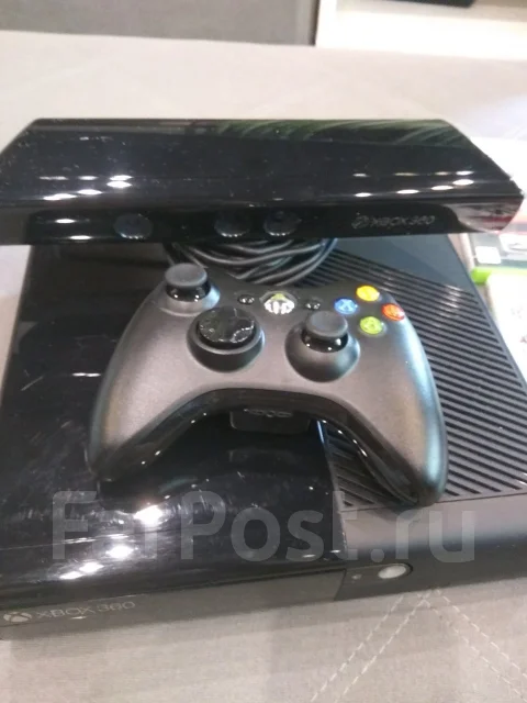 Microsoft Xbox 360 E 500Gb ����