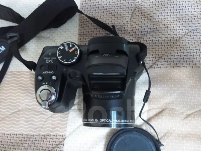 Fujifilm FinePix S2950. ���: 14� � ����� ����