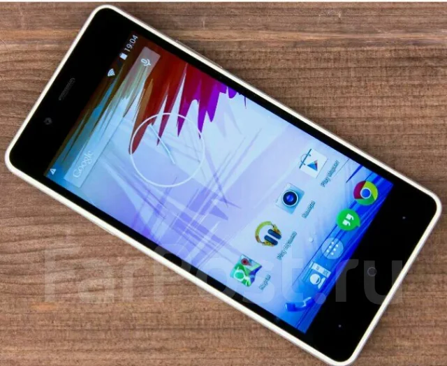 Highscreen ICE 2. �/� ����