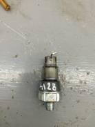 Датчик давления масла. Infiniti: QX56, M45, FX35, FX37, G25, EX35, EX37, G35, FX50, M35, G37 Nissan: King Cab, Hardbody, NV200, NP300, 370Z, Civilian...