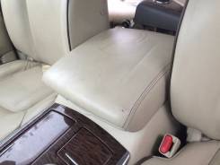 Подлокотник. Infiniti QX56 Nissan Patrol, Y62