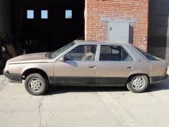 Renault 25 ����