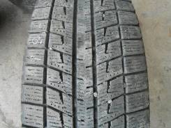 Bridgestone Blizzak Revo2. Зимние, износ: 40%, 2 шт