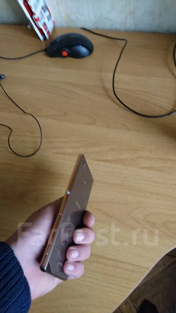 Sony Xperia Z3+. �/� ����