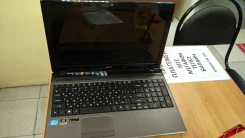 Acer Aspire 5750. 15.6", 2,3����, ��� 4 ��, ���� 300���, WiFi, Bluetooth, ����������� �� 4��. ����