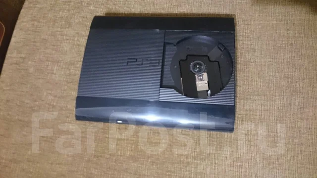 Sony PlayStation 3 Super Slim ����