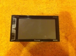 Pioneer AVH-X2700BT ����
