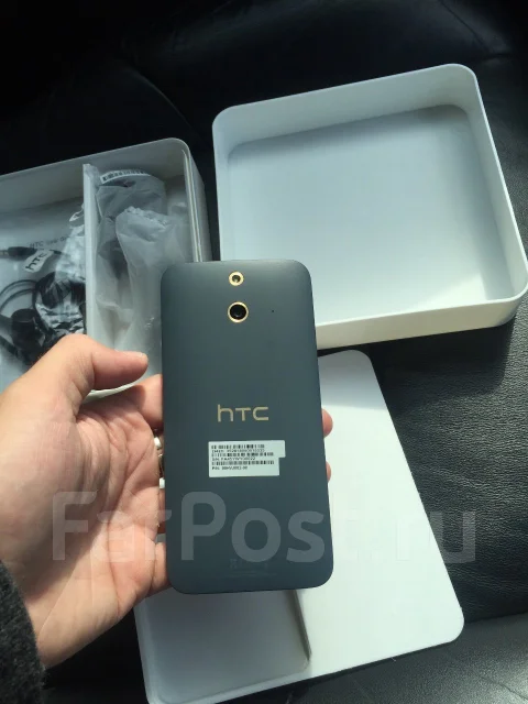 HTC One E8. ����� ����