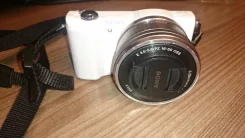 Sony Alpha ILCE-5000 Kit. 20 � ����� ��, ���: 14� � ����� ����