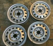 Mitsubishi. 6.0x15, 4x114.30, ET45, ЦО 68,0 мм.
