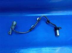 Датчик положения коленвала. Toyota: Corolla, Ipsum, RAV4, Noah, Vista Ardeo, Aurion, Matrix, Avensis Verso, Wish, Highlander, Sai, Avensis, Scion, Pre...