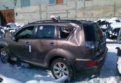 Mitsubishi Outlander. CW