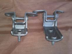Крепление боковой двери. Toyota Nadia, ACN15, SXN15, ACN10, SXN10 Toyota Ipsum, SXM10, SXM15, CXM10 Toyota Gaia, SXM10, CXM10, ACM10, ACM15, SXM15 Toy...