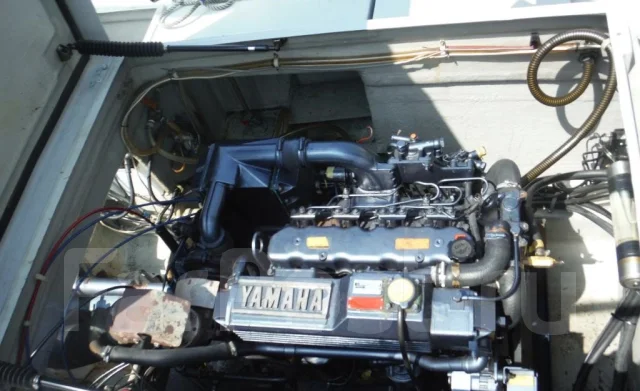 Yamaha YDX-30. 1995 ���, ����� 8��., ��������� ������������, 130��.�., ������. ��� ����� �� ������������ ����