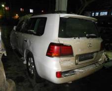 Lexus LX570