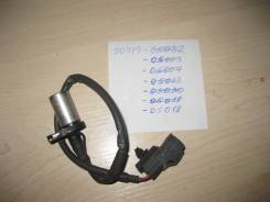 Датчик положения коленвала. Toyota: Corolla, Tercel, Corsa, Cynos, Raum, Corolla II, Caldina, Paseo, Sprinter, Starlet Двигатели: 4EFE, 5EFE