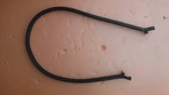 Уплотнитель капота. Subaru Legacy, BLE, BPE, BP5