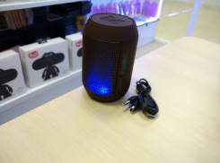 Мини-колонка AIBIMY с поддержкой micro sd и пульсирующим в такт музыки светом, черный