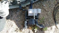 Подушка двигателя. Toyota Corolla Fielder, ZRE144, ZRE144G, ZRE142, ZRE142G Toyota Corolla Axio, ZRE142, ZRE144, ZRE142G, ZRE144G Двигатель 2ZRFE
