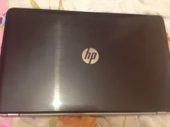 HP Pavilion 17-e018sr. 17.3", 1 500,0����, ��� 4 ��, ���� 500���, WiFi, Bluetooth, ����������� �� 6��.