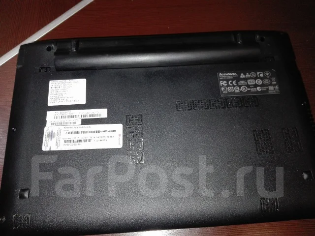 Lenovo IdeaPad S205. 11.6", 1����, ��� 2048 ��, ���� 320���, WiFi: 1, Bluetooth: 1, ����������� �� 4��. ����