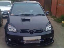 Решетка радиатора. Toyota Vitz