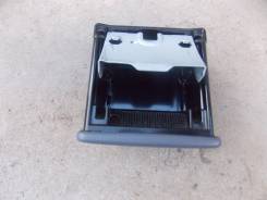 Пепельница. Toyota Ipsum, SXM10, SXM10G, SXM15G, SXM15