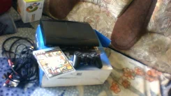 Sony PlayStation 3 Super Slim ����