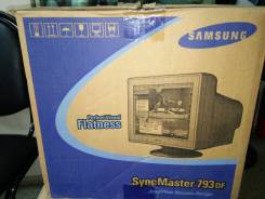 Samsung. 17" (43 см), технология CRT (ЭЛТ)