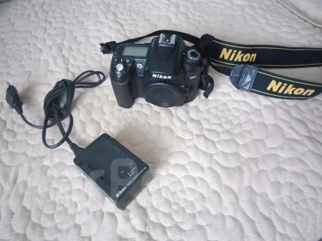 Nikon D90 ����
