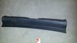 Панель замка багажника. Toyota XA, NCP61 Toyota ist, NCP65, NCP60, NCP61 Двигатели: 1NZFE, 2NZFE