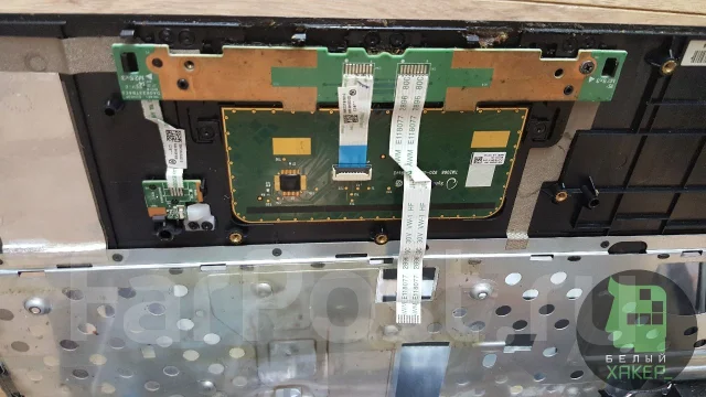 HP Pavilion g6-2054er. 15.6" ����