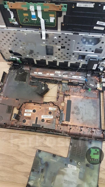 HP Pavilion g6-2054er. 15.6" ����