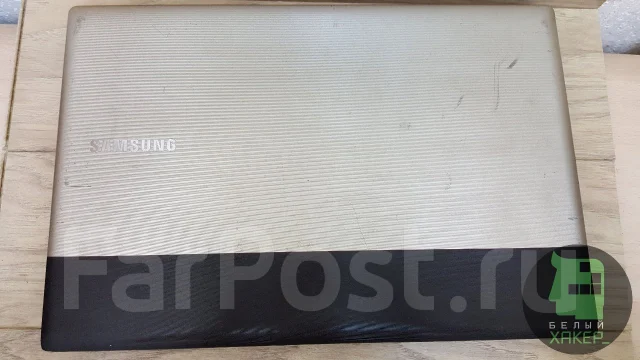 Samsung RV520. 15.6", 2 400����, WiFi: 1, Bluetooth: 1, ����������� �� 1��. ����