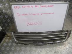 Решетка бамперная. Opel Astra