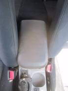 Подлокотник. Subaru Forester, SG5