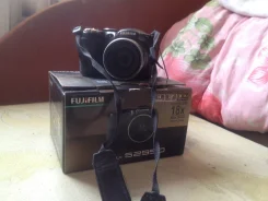 Fujifilm FinePix S2950. 10 - 14.9 ��, ���: 14� � ����� ����