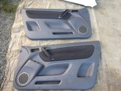 Обшивка двери. Toyota RAV4, ZCA25, ZCA25W, ACA20, ACA20W Двигатели: 1AZFSE, 1AZFE, 1ZZFE