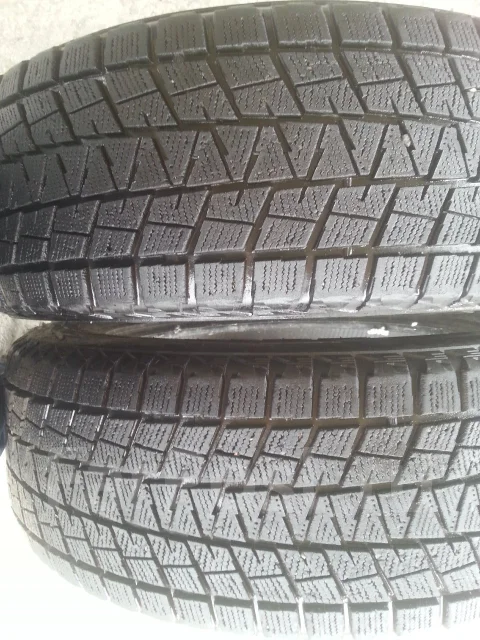 Bridgestone Winter Dueler DM-01. ������, ��� �����, 2011 ���, �/�, ����� 30 % ����