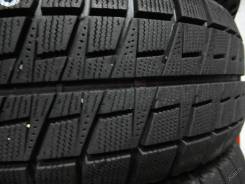 Bridgestone Blizzak Revo2. Зимние, без шипов, 2011 год, износ: 10%, 2 шт