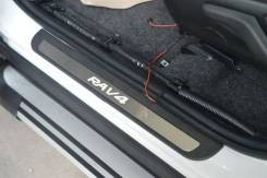 Накладка на порог. Toyota RAV4