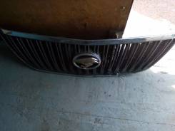 Эмблема. Toyota Harrier