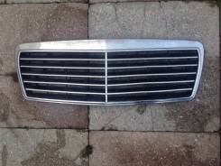 Решетка радиатора. Mercedes-Benz E-Class, W210