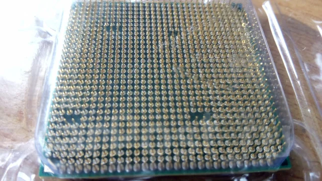 AMD Athlon II X3 460 ����