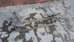 Крепление бака. Toyota Corona, CT215, ST215, CT195, ST195 Toyota Carina, ST215, CT195, ST195, CT215 Toyota Caldina, ST195 Двигатели: 3SFE, 2C, 2CT, 3S...