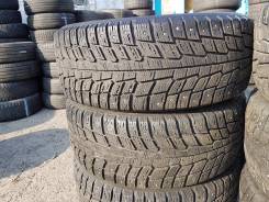 Michelin X-Ice North. Зимние, шипованные, износ: 30%, 2 шт