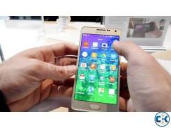 Samsung Galaxy A5 SM-A500F. Б/у